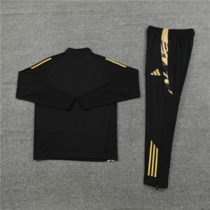 24-25 Real Madrid black with gold half zipper training tracksuit - Image 6