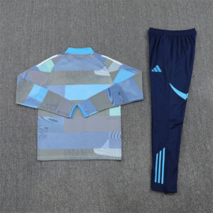 25-26 Real Madrid camo light blue half zipper sweater tracksuit - Image 6