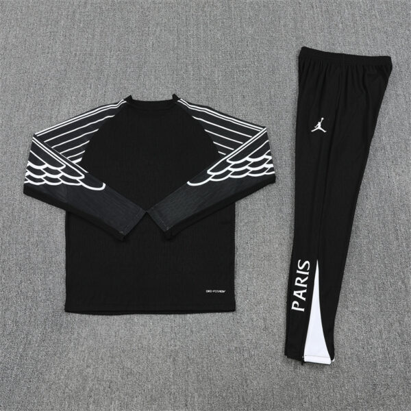 CL version 25-26 PS G Jrdan black with white stripe half zipper sweater tracksuit - Image 6