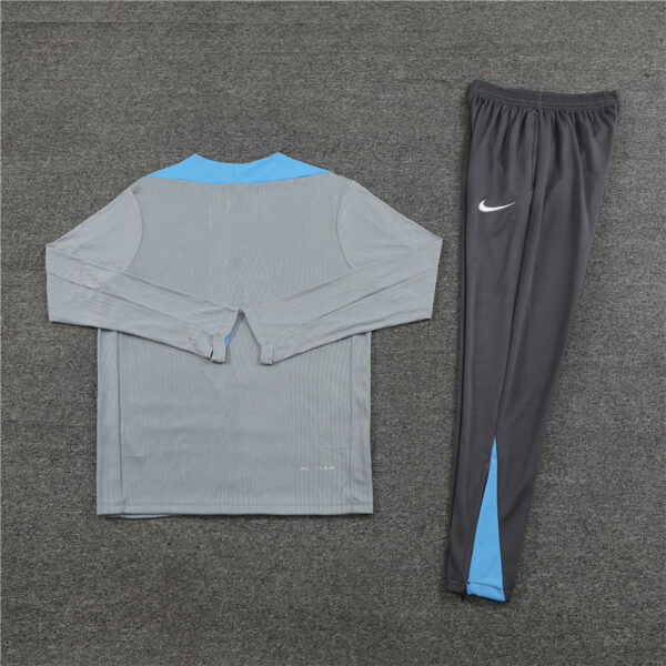 player version 24-25 Tottenham light gray with blue half zipper training tracksuit - Image 6