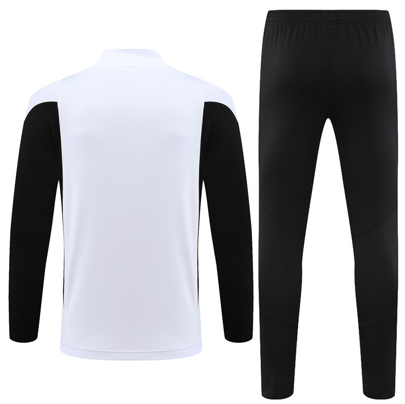 23-24 Bayern white with black half zipper training tracksuit