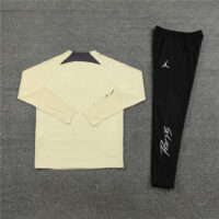 006-40 23-24 Fans version PS G Jrdan beige half zipper sweater tracksuit
