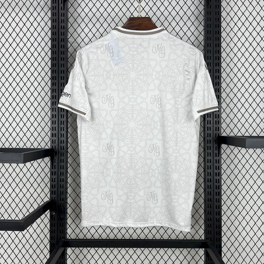 Nottingham Forest 2025-26 Away Jersey