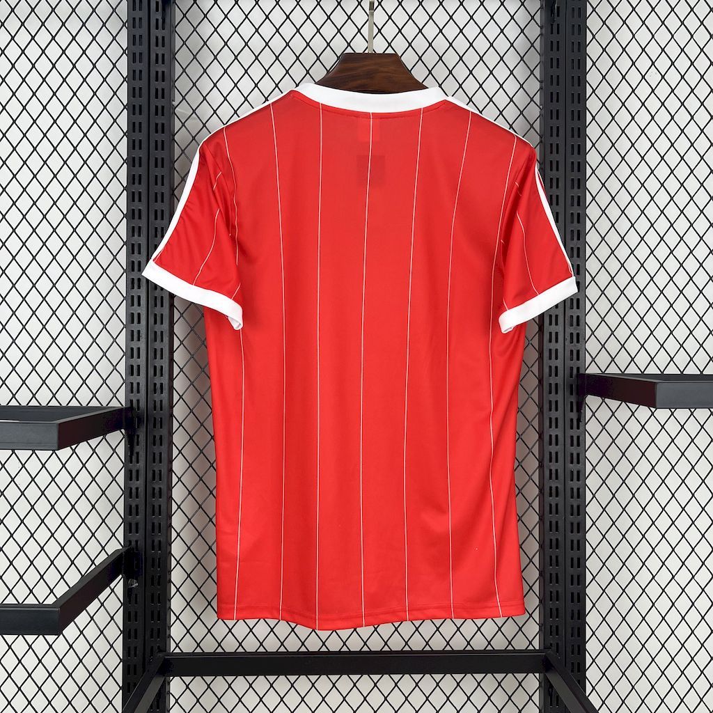 Hamburger SV 1983-84 Away Retro Jersey