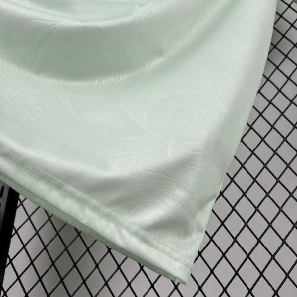 Celtic 2025-26 St. Patrick Day Green Jersey - Image 3