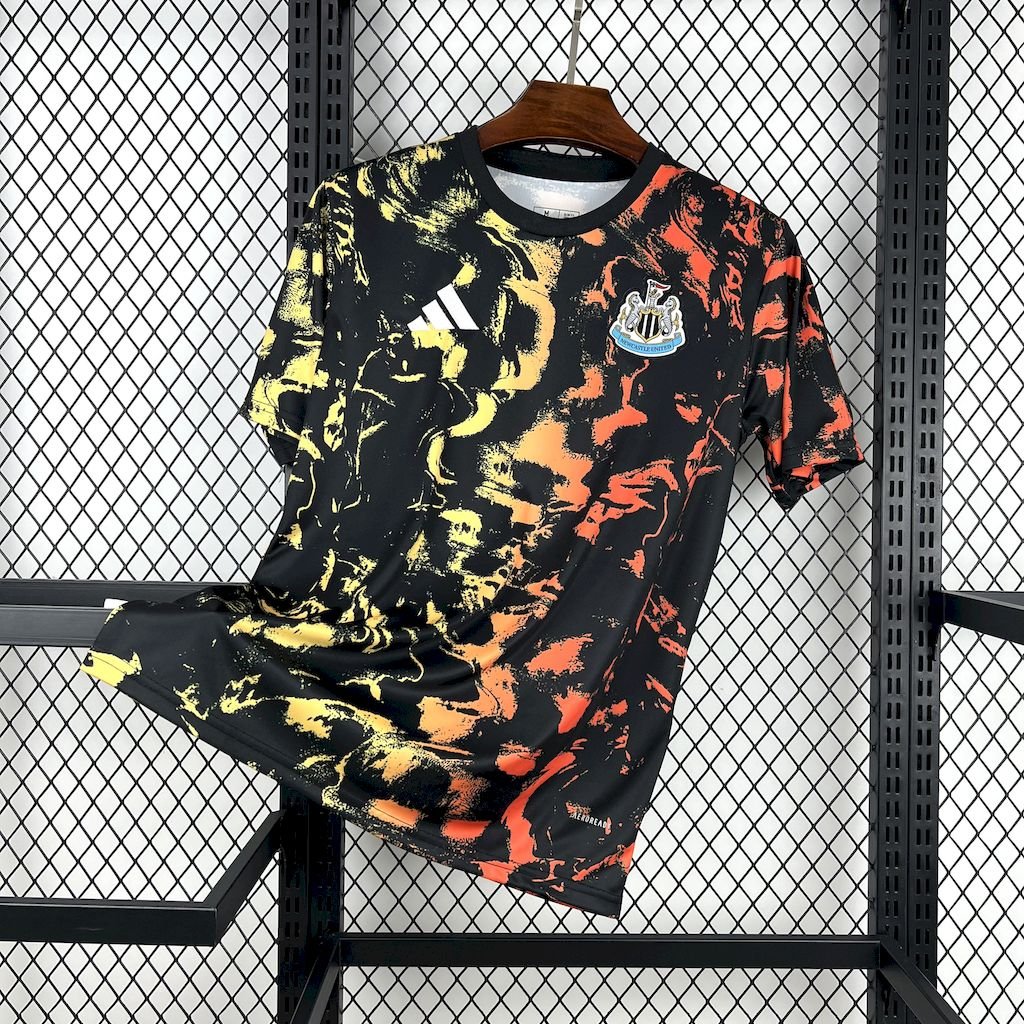 Newcastle United 2025-26 Pre-match training Jersey
