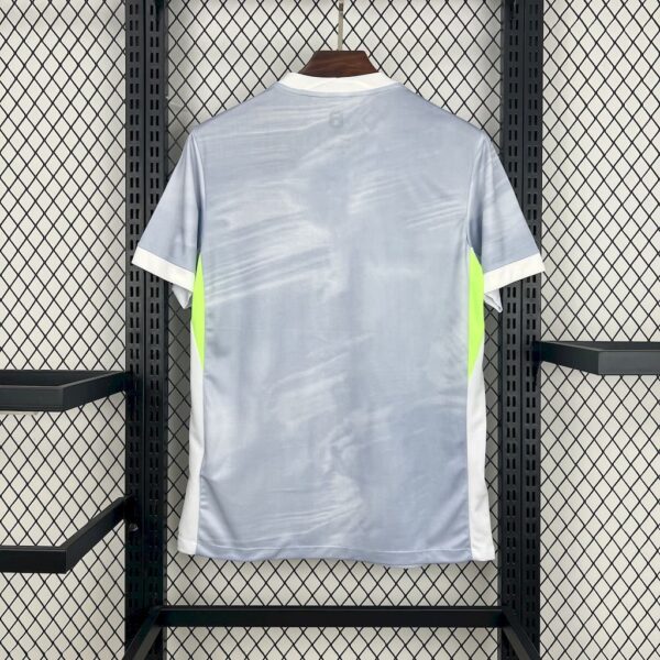 Wolfsburg 2025-26 Away Jersey - Image 2