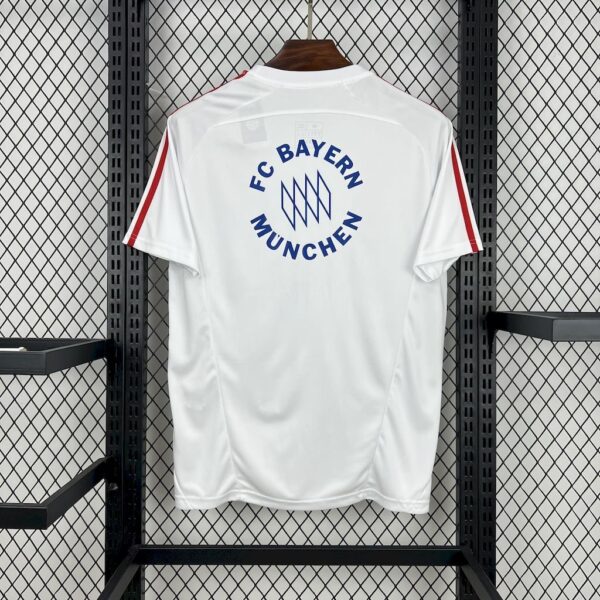 Bayern Munich 2025-26 Leisure Jersey - Image 2
