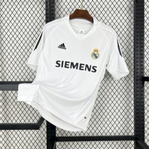 Real Madrid 2005-06 Home Retro Jersey
