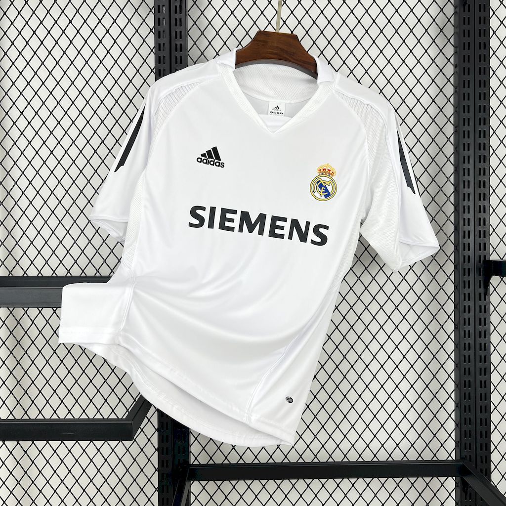 Real Madrid 2005-06 Home Retro Jersey