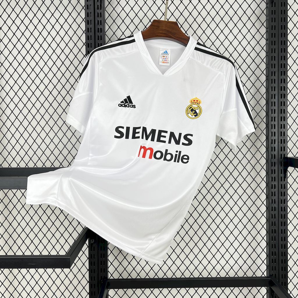 Real Madrid 2004-05 Home Retro Jersey