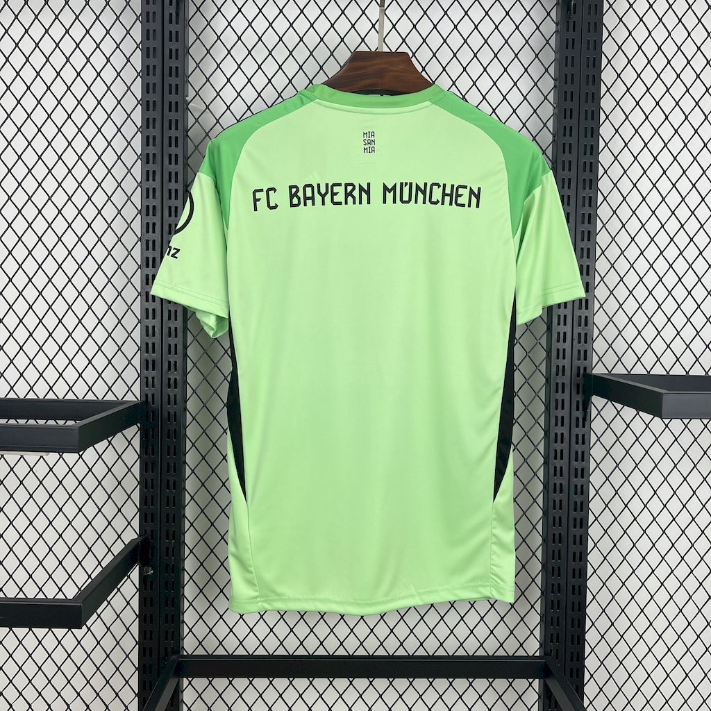 15ca38ebbc5f4c34af696261b07dc85f Bayern Munich 2025-26 Green Goalkeeper Jersey