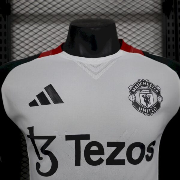 Manchester United 2025 26 Pre match training uniform Jersey Player Version