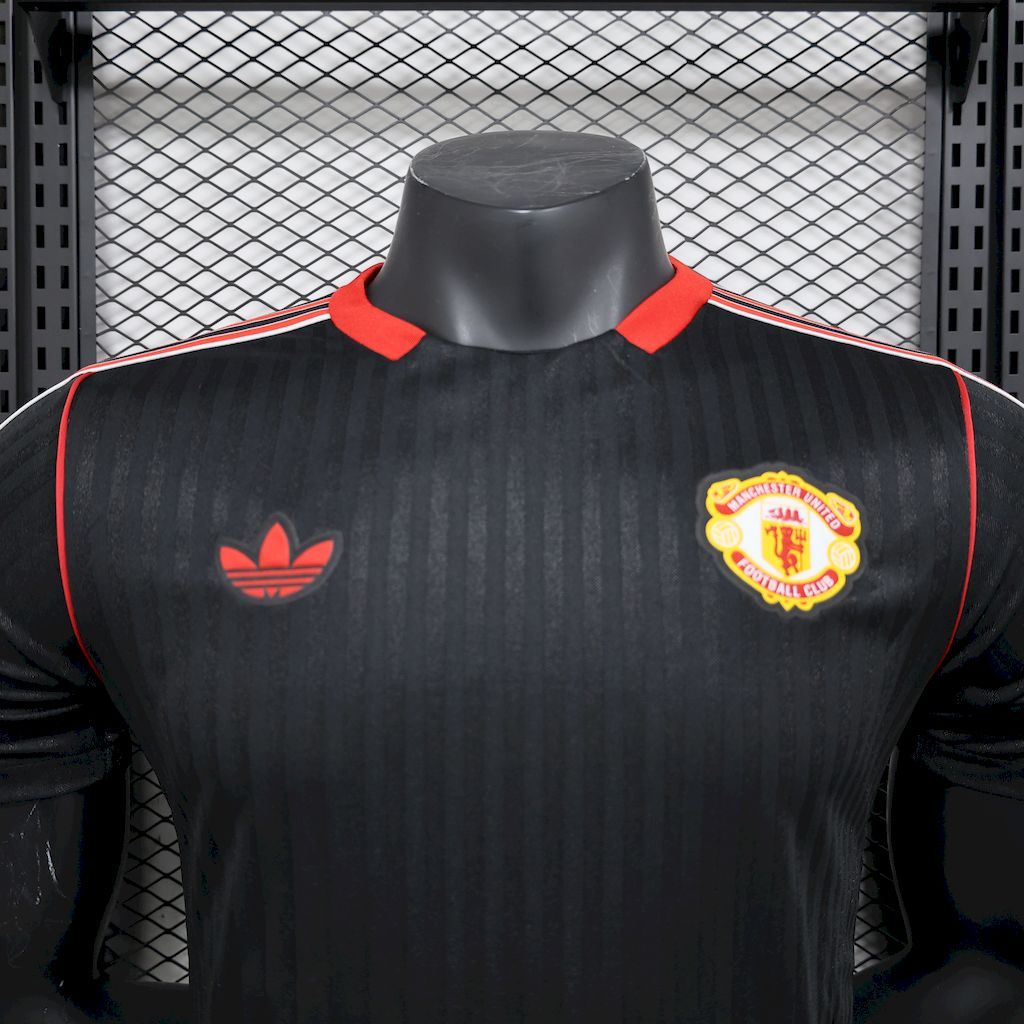 Manchester United 2025-26 Black Terrace Icons Jersey Player Version
