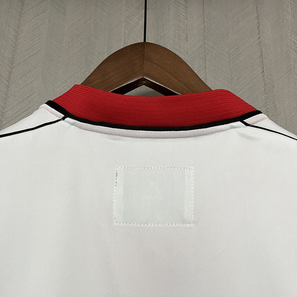 Retro Manchester City 2002-03 away jersey