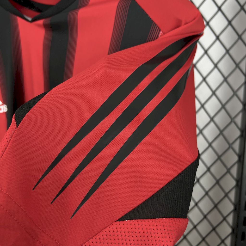 AC Milan 2004-05 Home Retro Jersey