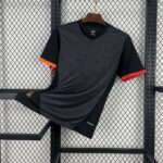 Galatasarays 2025-26 Black Special Edition Jersey