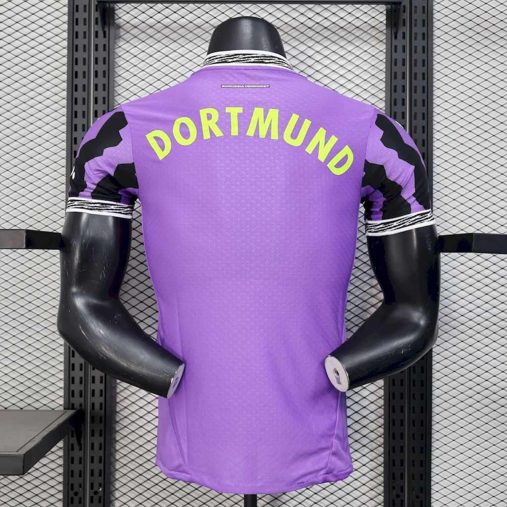Borussia Dortmund 202425 Goalkeeper Special Jersey Player Version