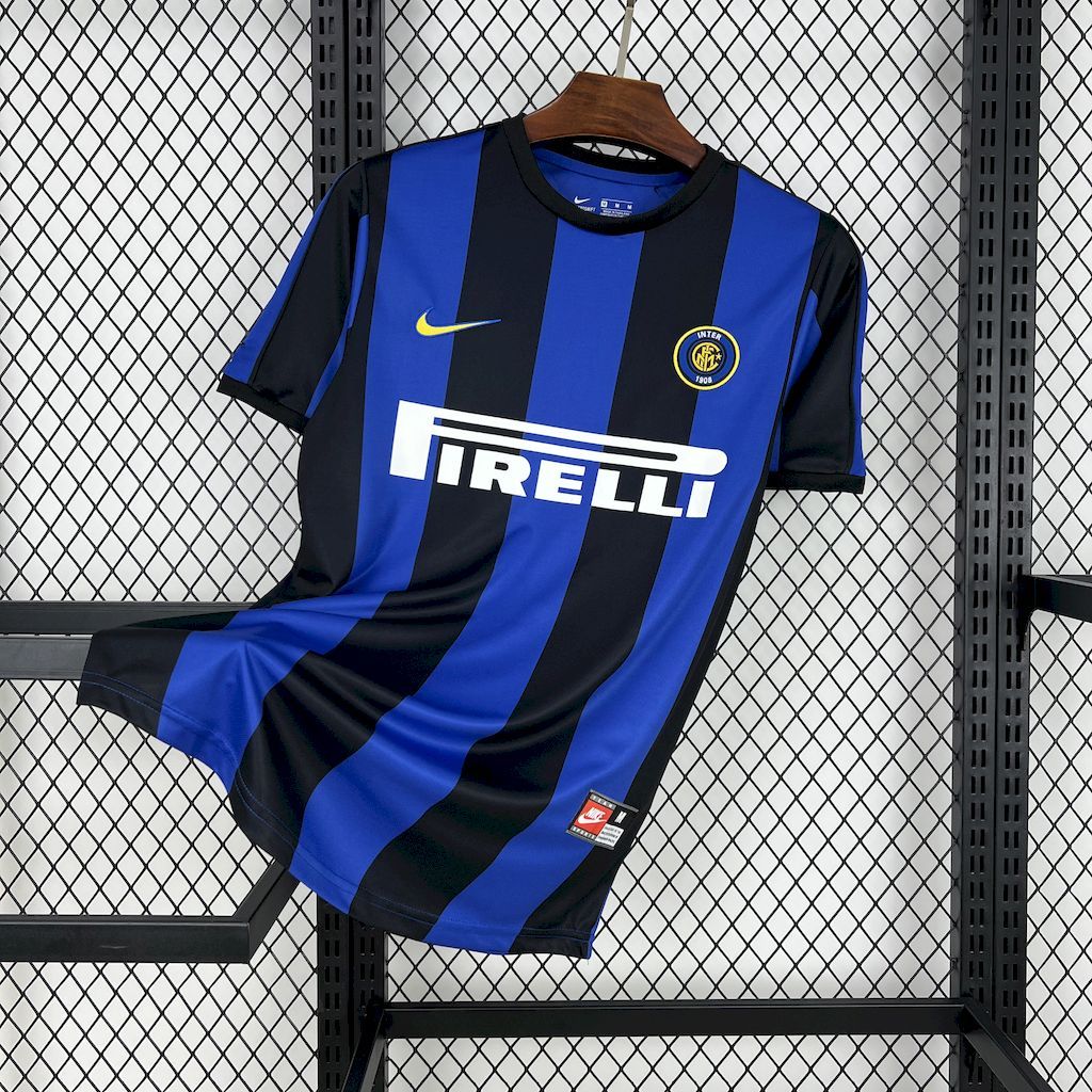 Inter Milan 1999-00 Home Retro Jersey