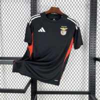 Benfica 2025-26 Black pre-match training suit Jersey Benfica 2025-26 Black pre-match training suit Jersey