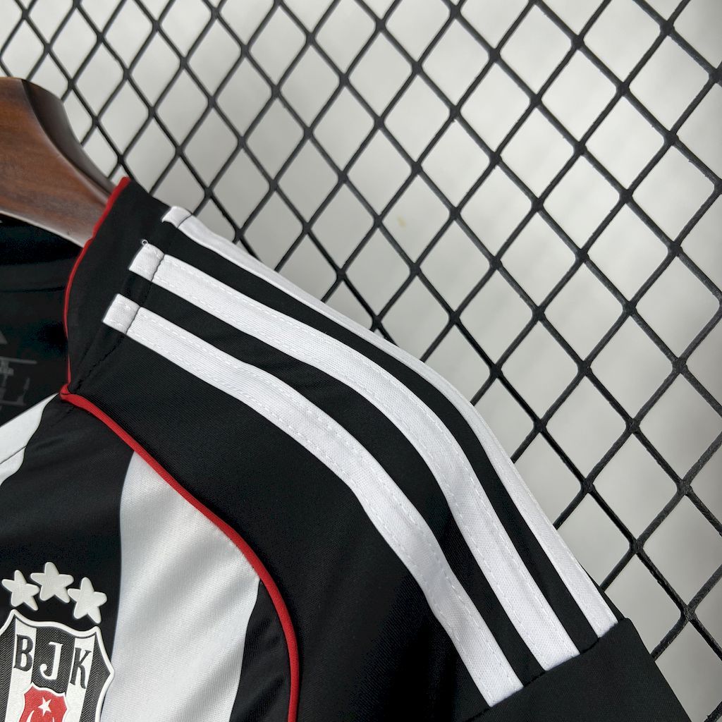 Besiktas 2025-26 Away Jersey
