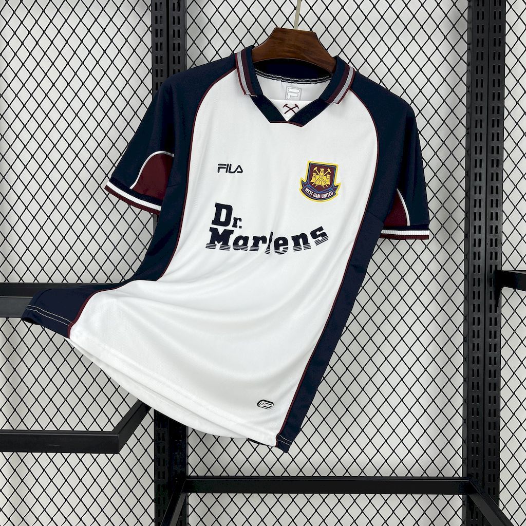 West Ham United 1999-01 Away Retro Jersey West Ham United 1999-01 Away Retro Jersey