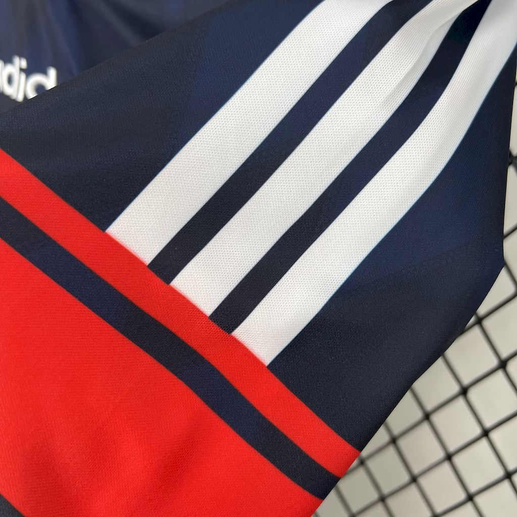 Bayern Munich 1997-99 Home Retro Jersey