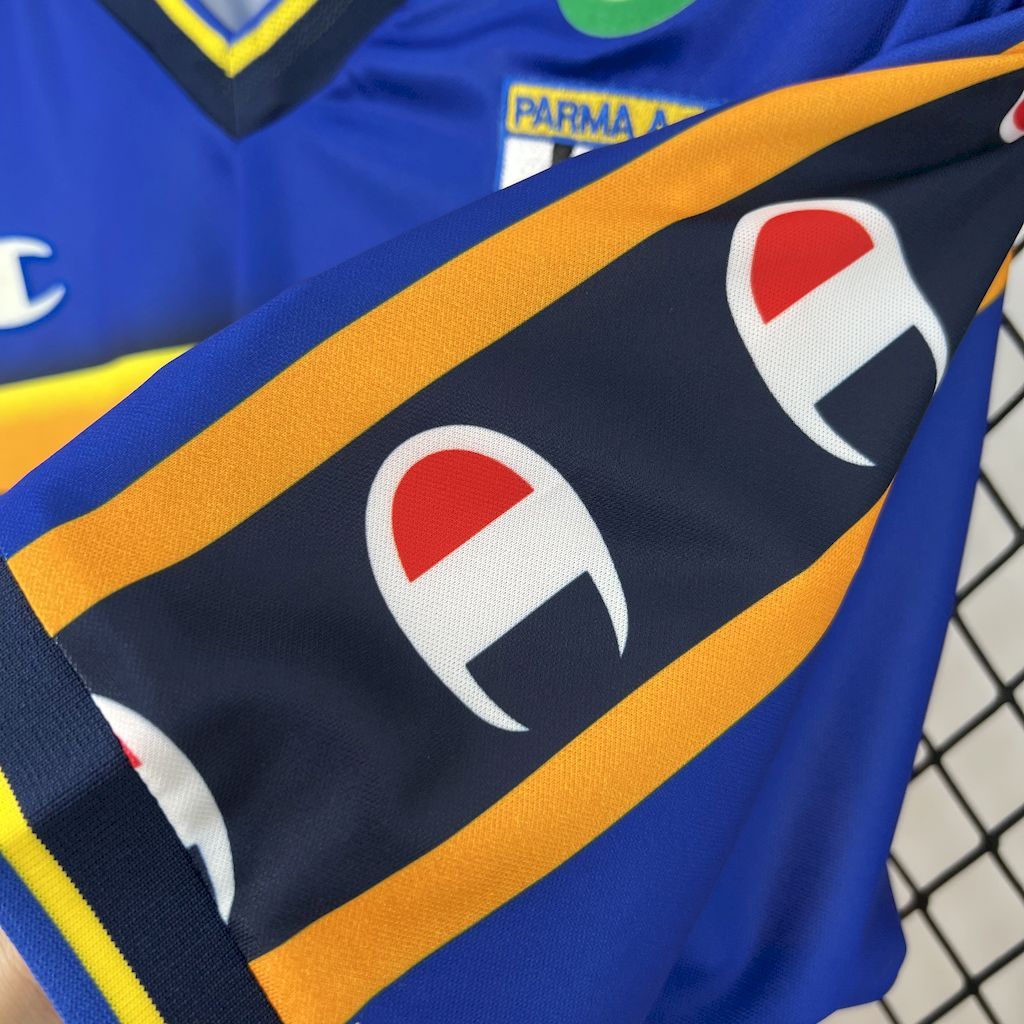 Parma Calcio 2002-03 Home Retro Jersey