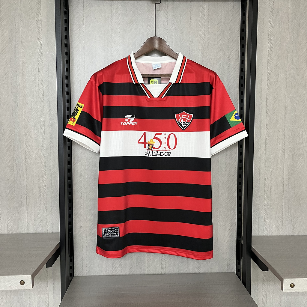 Retro 1996 Victoria Home