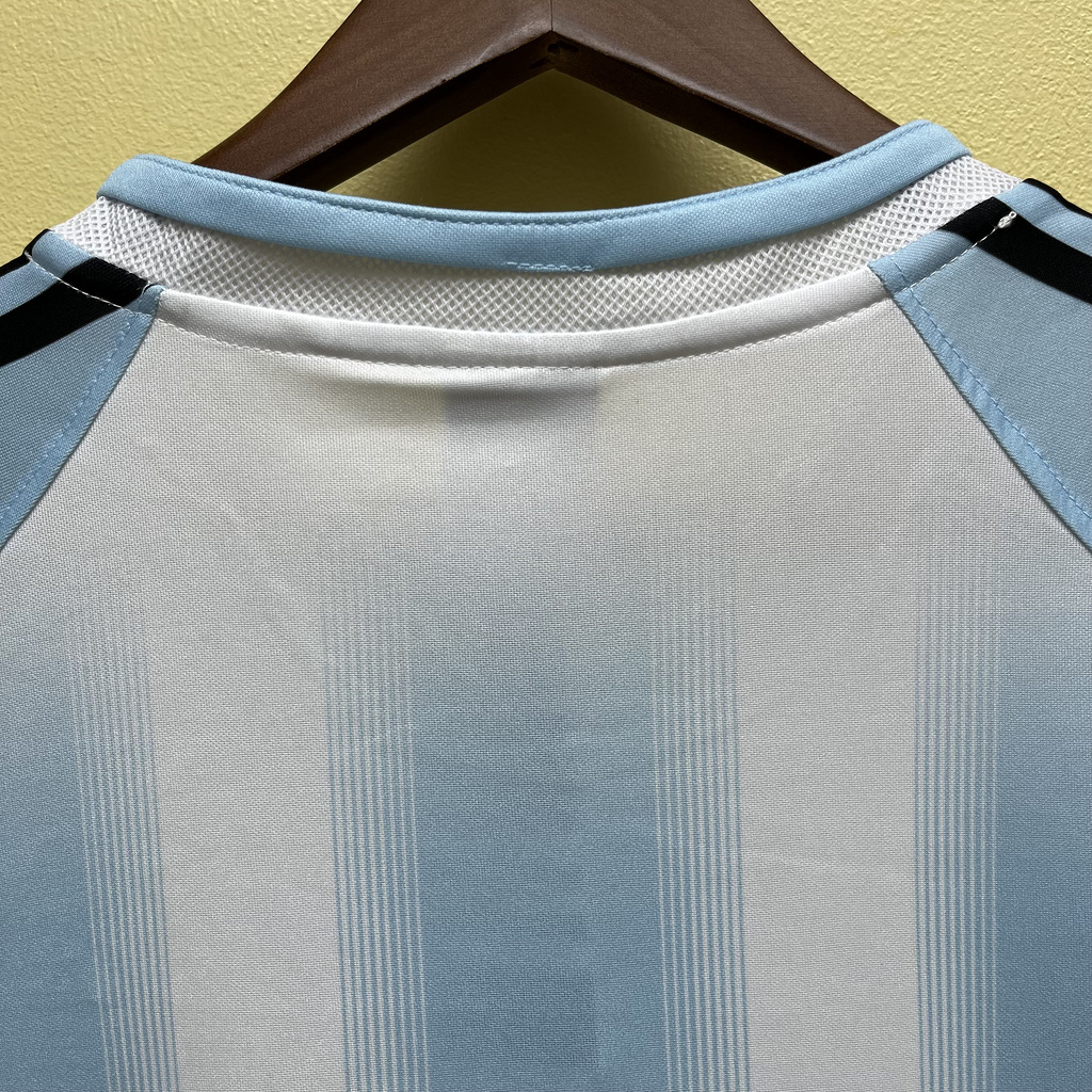 Retro Argentina 0405 Home