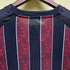 Retro 0809 Manchester City Away - Image 3