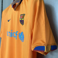 50f3ff2dc78a4b2bae69368414c1df0f Retro Barcelona 2006-07 away jersey