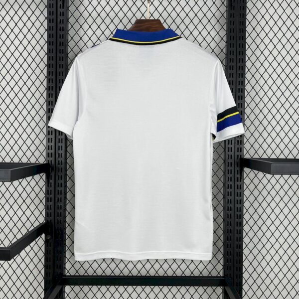 Inter Milan 1997-98 Away Retro Jersey - Image 2