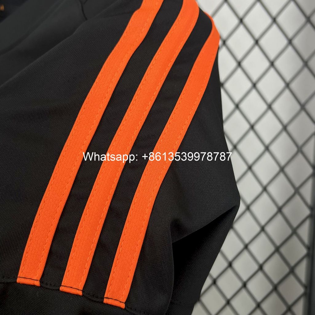 5611f03196494479b9315cb198c68a89 Benfica 2002-03 Away Retro Jersey