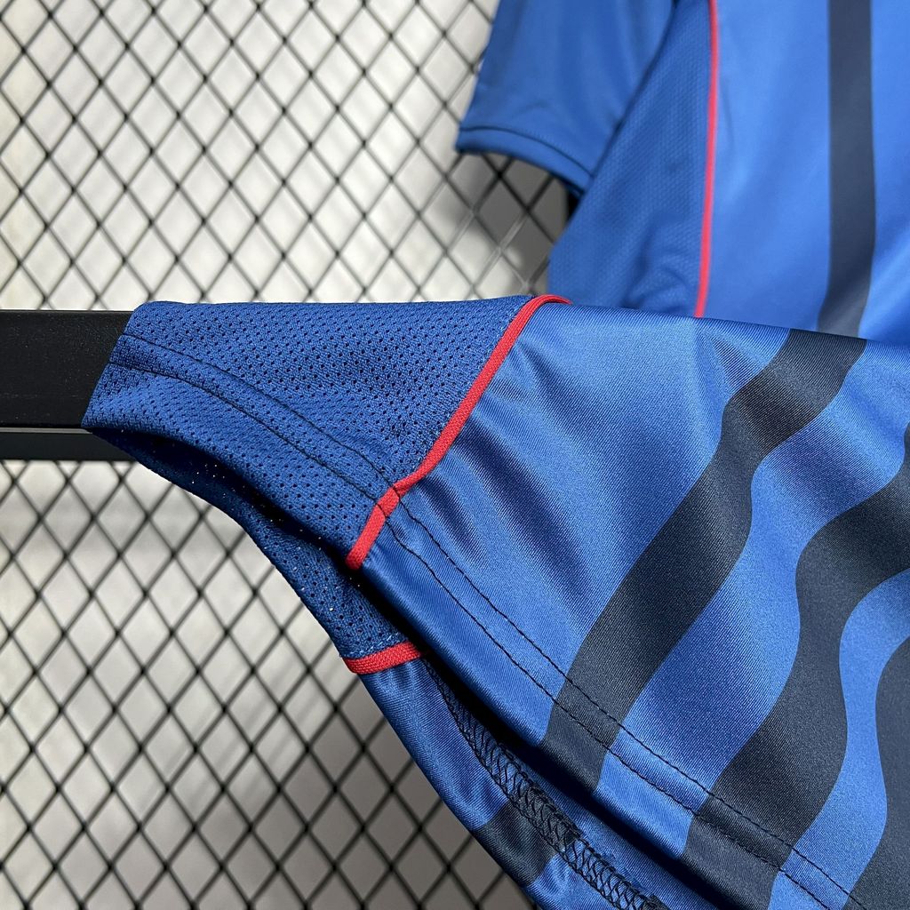 Barcelona 2004-05 Away Retro Jersey