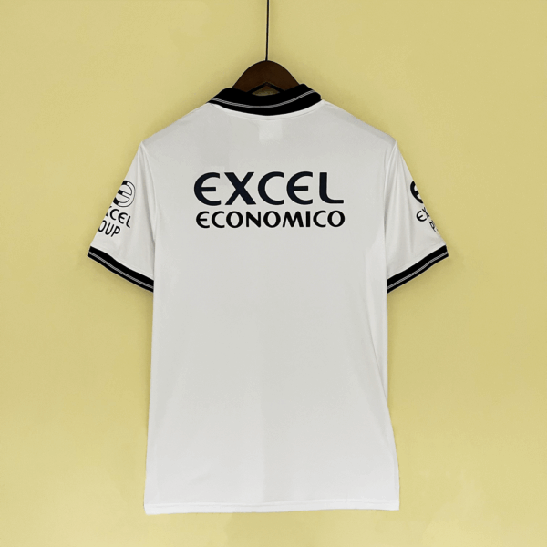 Retro version 1997 Corinthians home - Image 2