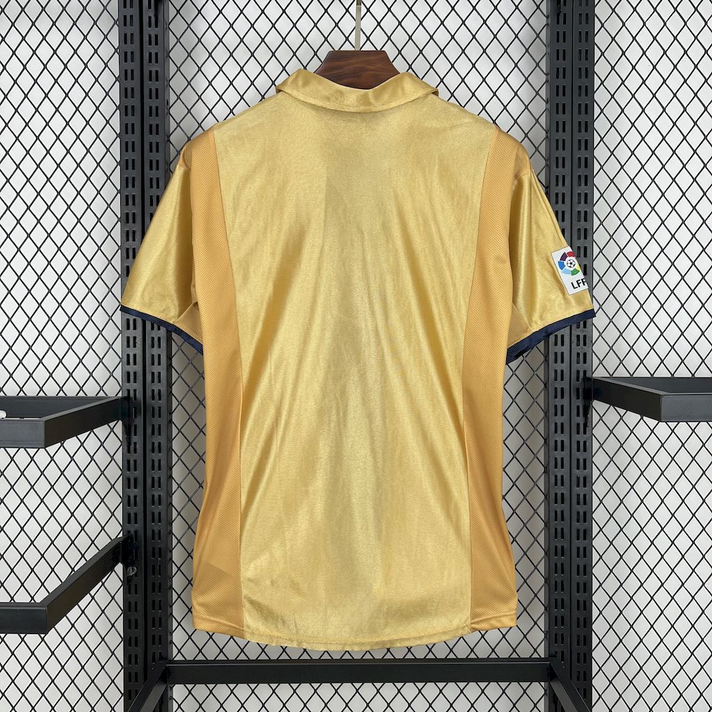 5bd074d1206b49a0b04ecb4bbd0eb034 Barcelona 2001-02 Away Retro Jersey