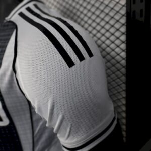 Newcastle United 2025 26 Home Jersey Player Version