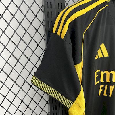 Real Madrid 2025-26 Black and yellow special edition Jersey