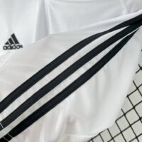 Real Madrid 2004-05 Home Retro Jersey