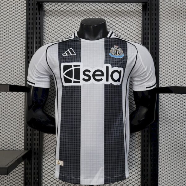 Newcastle United 2025 26 Home Jersey Player Version