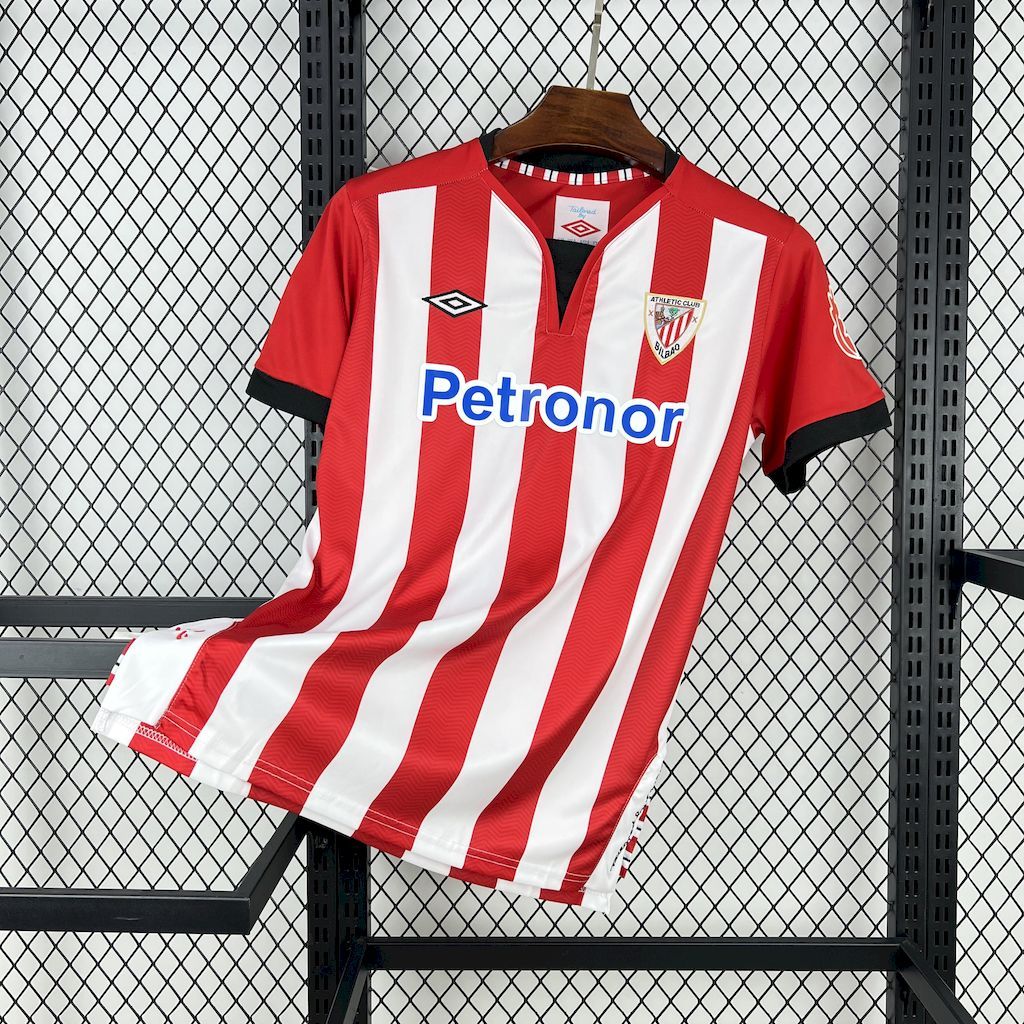 Athletic Bilbao 2011-12 Home Retro Jersey Athletic Bilbao 2011-12 Home Retro Jersey