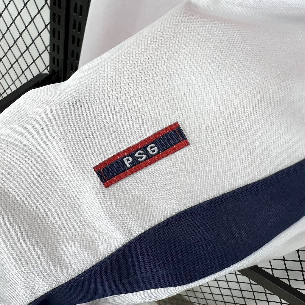 8e0929d8d43e4a53991fb62ca42f7e09 Paris Saint-Germain 1998-99 Away Retro Jersey