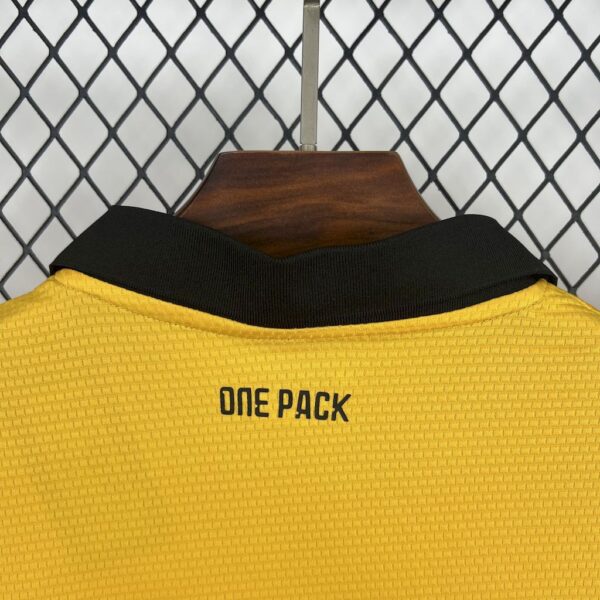 Wolves 2025 26 Home Jersey