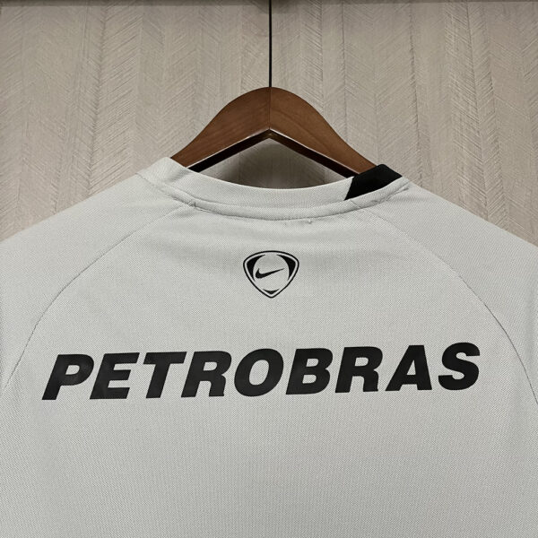Retro 2008 Flamengo Goalkeeper Jersey - Image 2