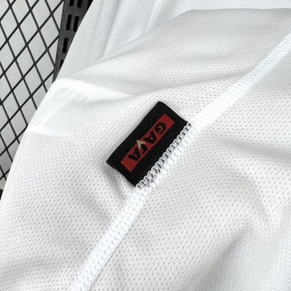 AS Roma 2000-01 Away Retro Jersey - Image 2