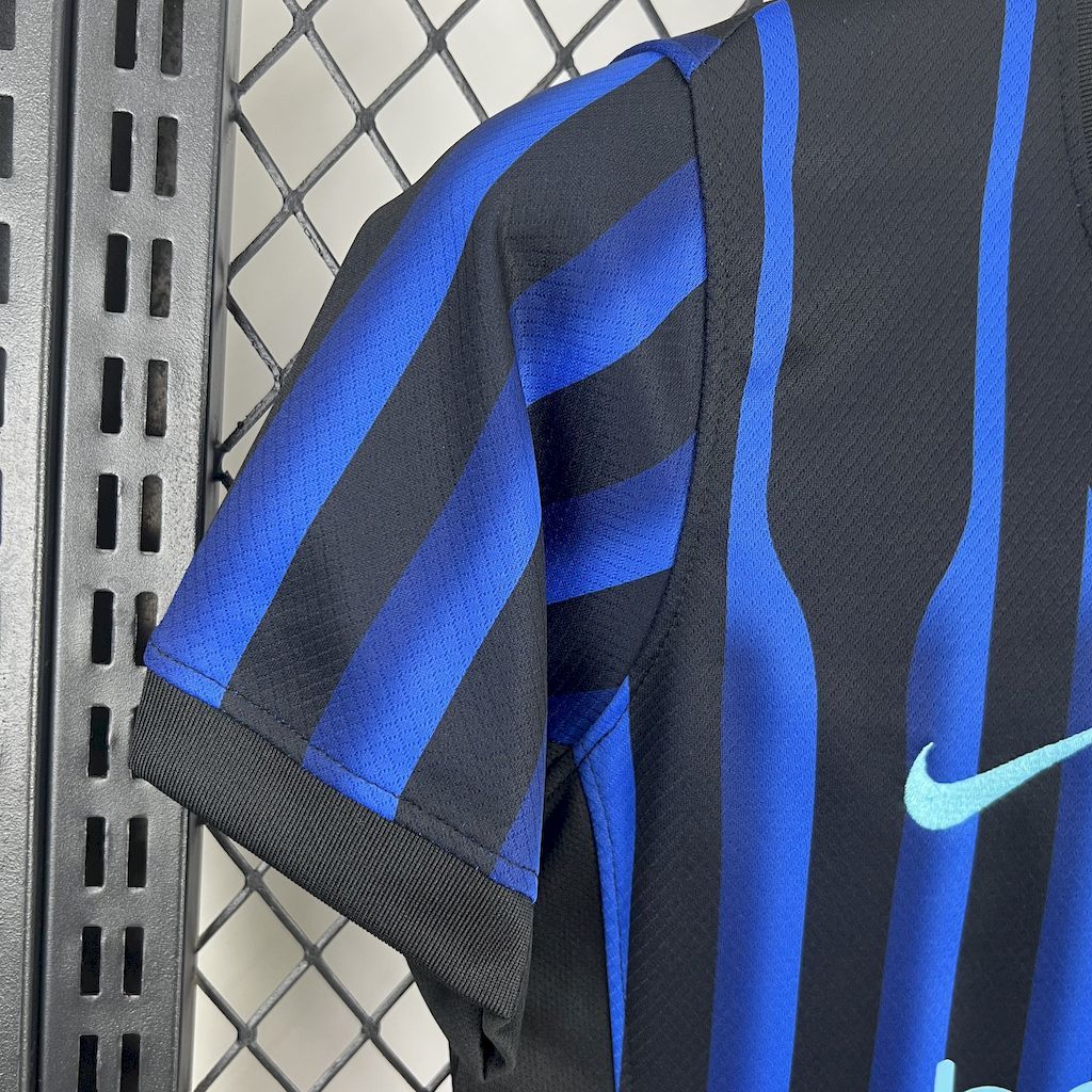 9676469a0e6f4f7996b26f49962cc46a Inter Milan 2025-26 Home Womens Jersey