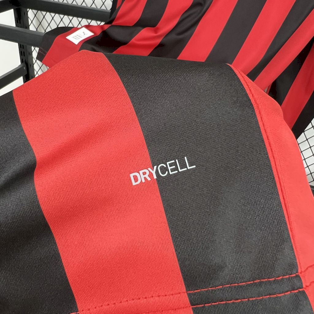 98c27cba5f894693b5b362026af70938 AC Milan 2024-25 125th Anniversary Edition Retro Jersey