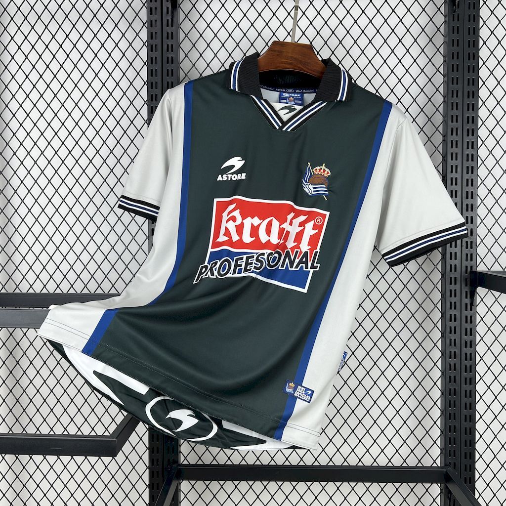 Real Sociedad 2000-02 Away Retro Jersey