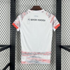 Bayern Munich 2025-26 Away Womens Jersey - Image 2